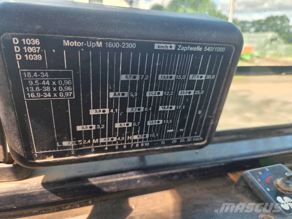 Deutz-Fahr DX 4.50 Traktori