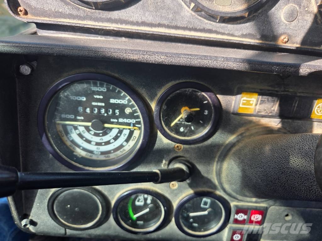 Deutz-Fahr DX 4.50 Traktori