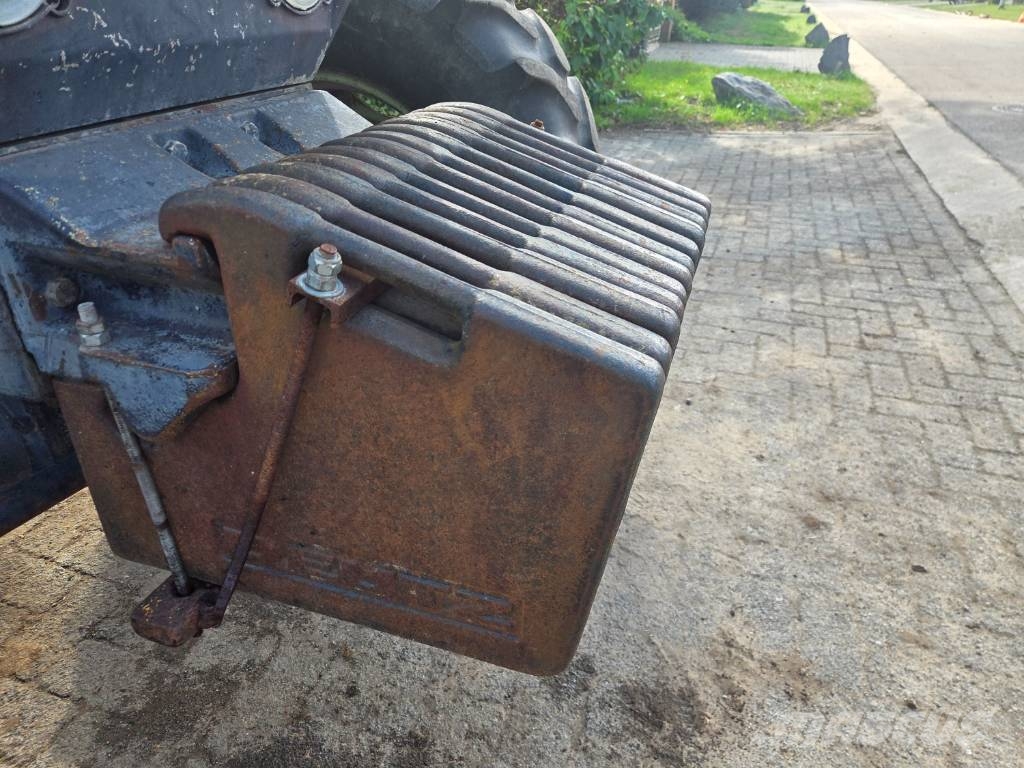 Deutz-Fahr DX 4.50 Traktori