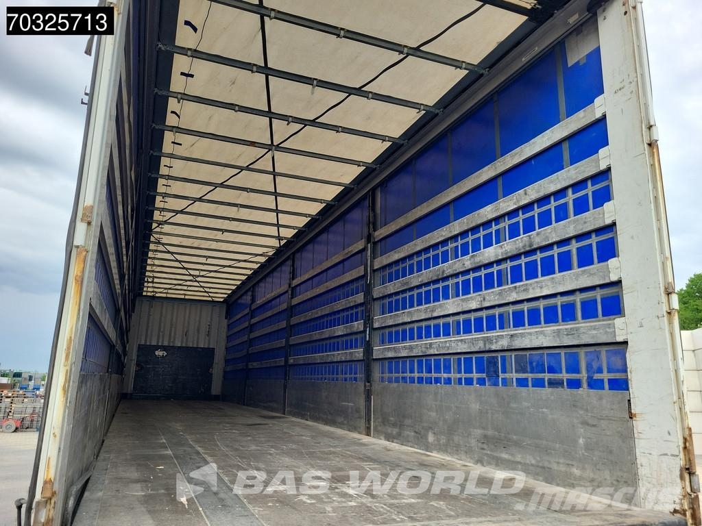 Krone SD Anti Vandalism Sliding Roof Curtainsider semi-trailers