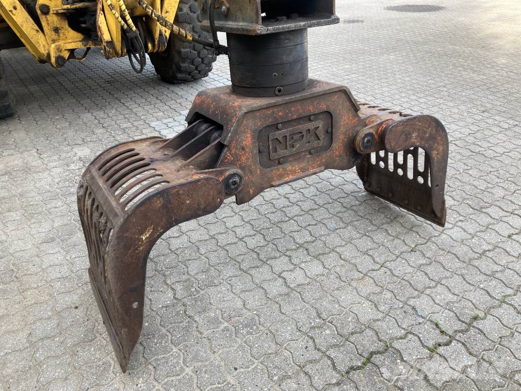New Holland B 115 C Ekskavaatorlaadurid