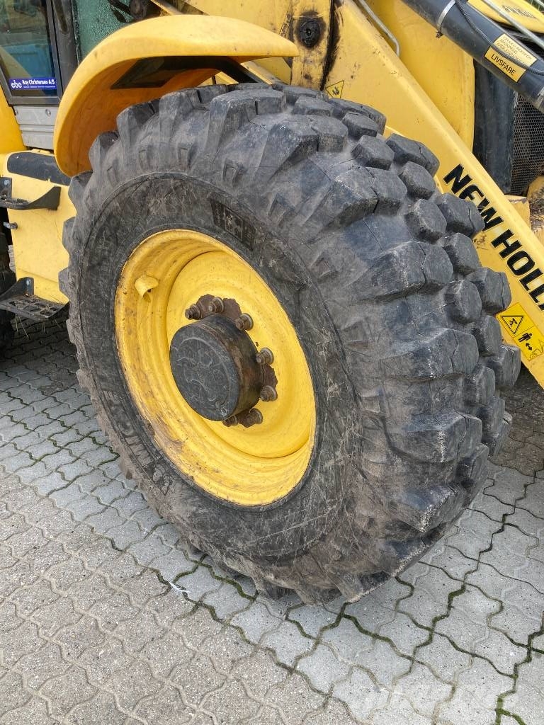 New Holland B 115 C Ekskavaatorlaadurid