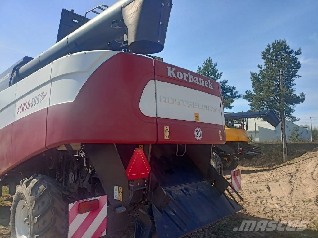 Rostselmash Acros 595 Plus Combine harvesters