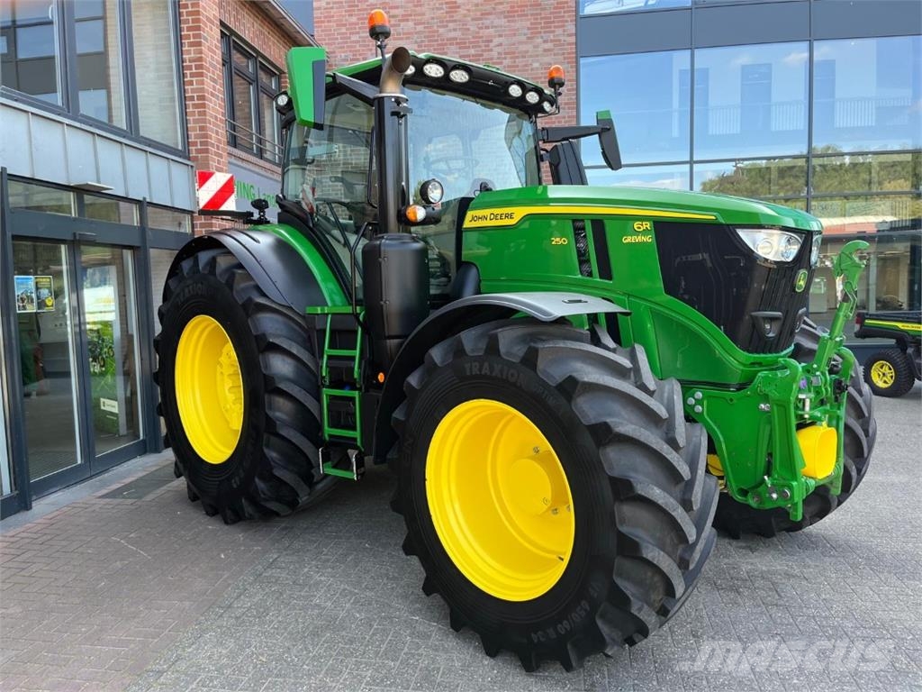 John Deere 6R250 Трактора