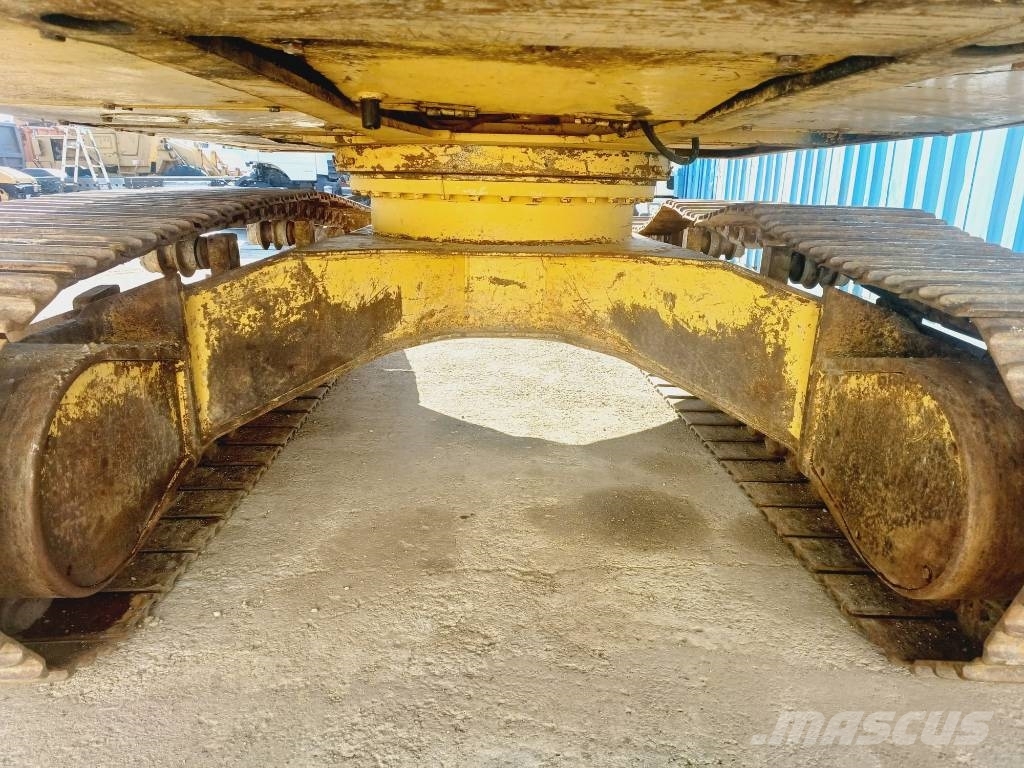 Komatsu PC 210-5 Escavadeiras de esteiras