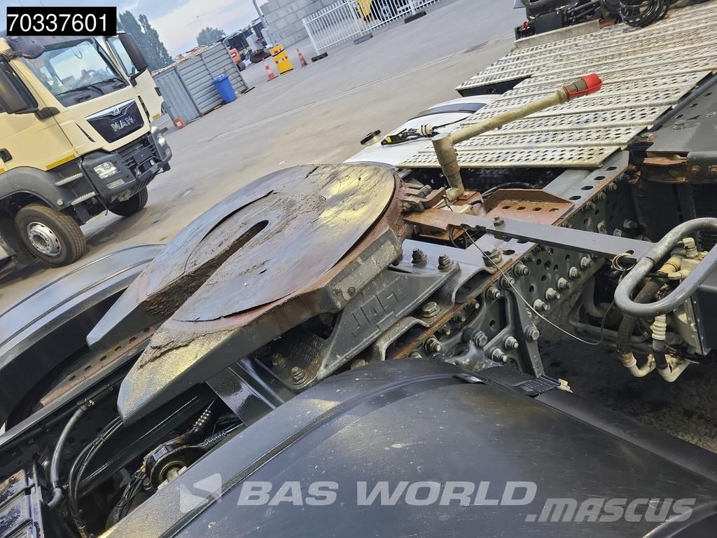 Mercedes-Benz Arocs 1845 4X4 ClassicSpace 4x4 Hydro Big Axle PTO Vlačilci