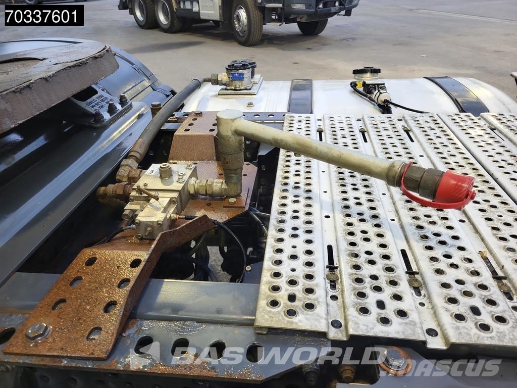 Mercedes-Benz Arocs 1845 4X4 ClassicSpace 4x4 Hydro Big Axle PTO Vlačilci