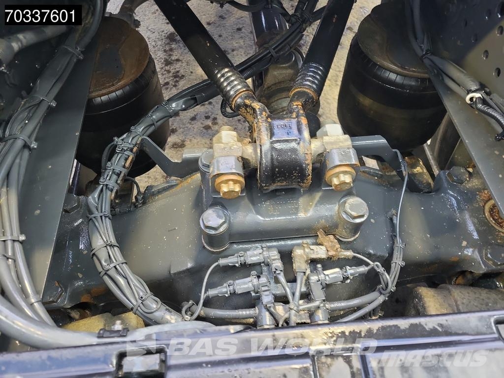 Mercedes-Benz Arocs 1845 4X4 ClassicSpace 4x4 Hydro Big Axle PTO Vlačilci