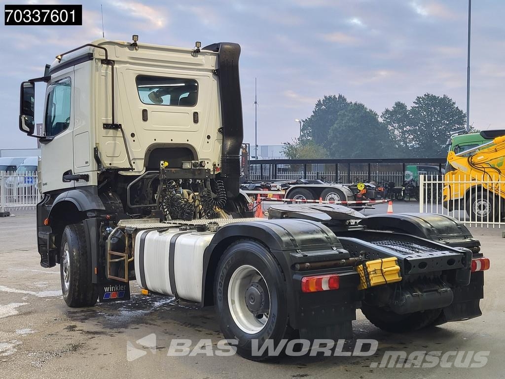 Mercedes-Benz Arocs 1845 4X4 ClassicSpace 4x4 Hydro Big Axle PTO Vlačilci