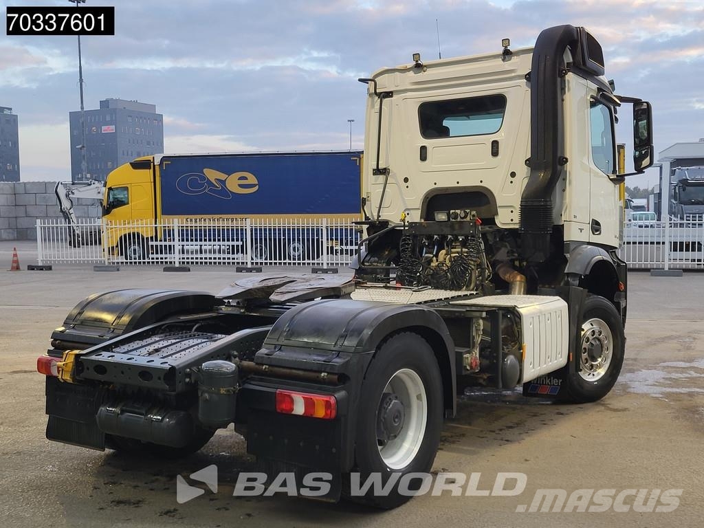 Mercedes-Benz Arocs 1845 4X4 ClassicSpace 4x4 Hydro Big Axle PTO Vlačilci
