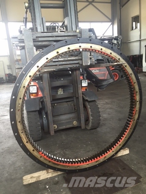 O&K RH 16 SLEWING BEARING Предаване