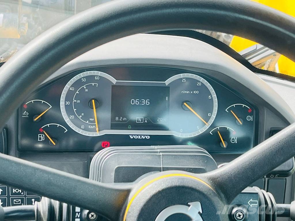 Volvo L 120 H Incarcator pe pneuri