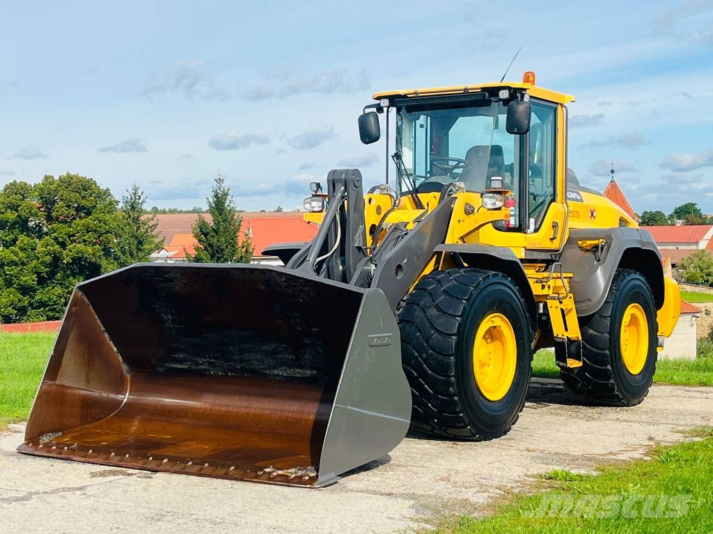 Volvo L 120 H Incarcator pe pneuri