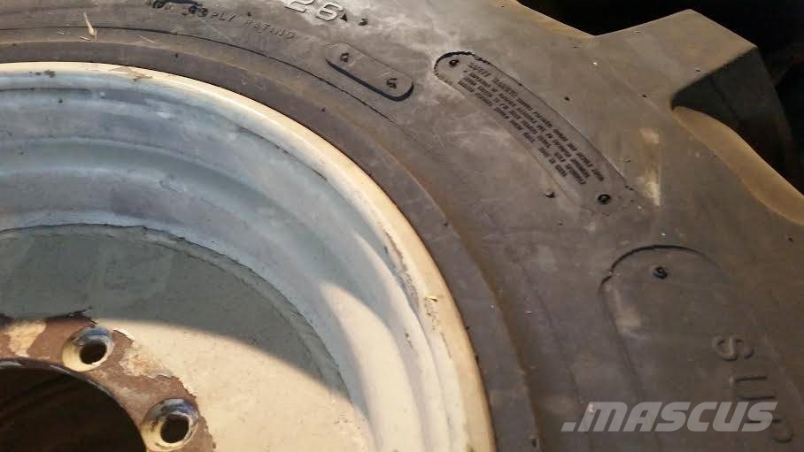  Padangos Tires 18.4 - 26 Renkaat ja vanteet