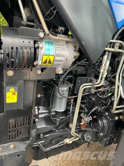 New Holland T6020 Electroshift Traktorid
