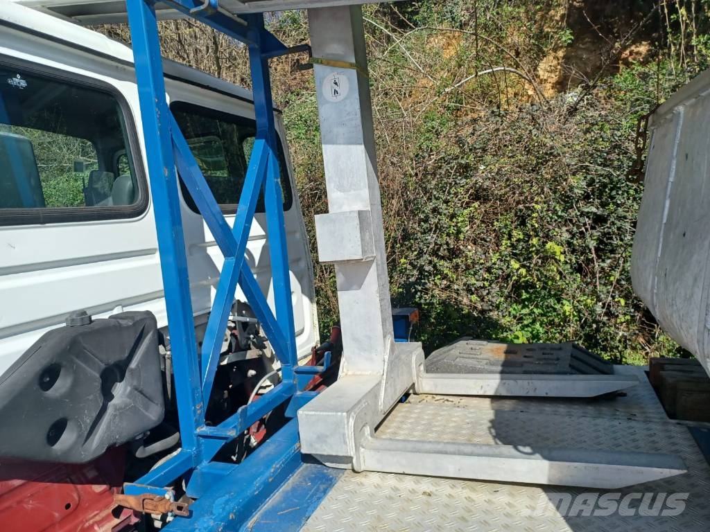 Renault Midliner 车载式高空作业车