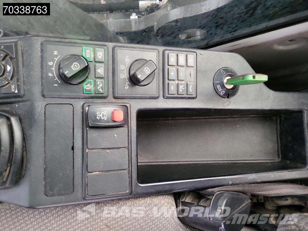 Volvo EC250 E L Excavadoras de cadenas