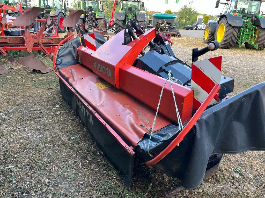 Kubota DM4032 Mäher