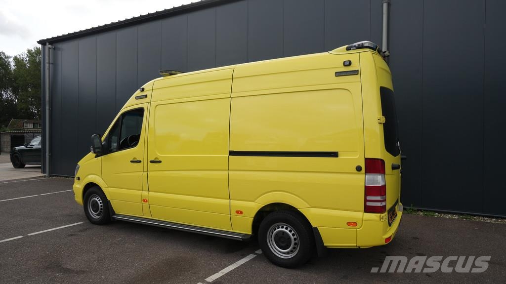 Mercedes-Benz 319CDI Sprinter ambulance Машины скорой помощи