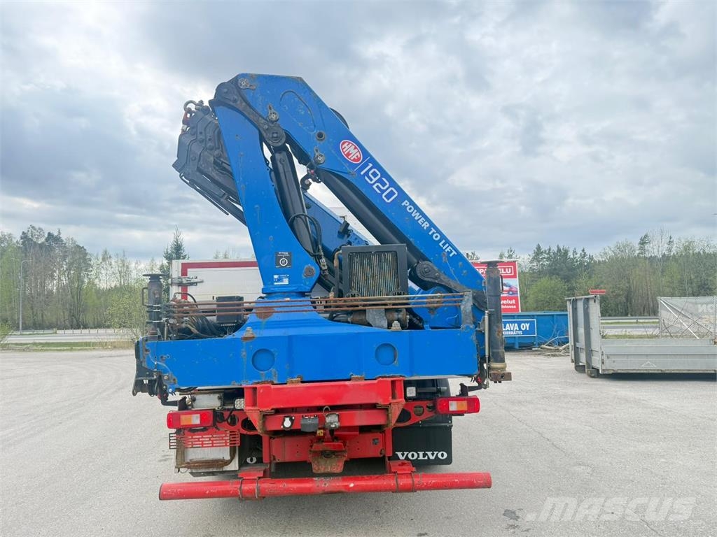 Volvo FH540 6x4 Vlakke laadvloer met kraan