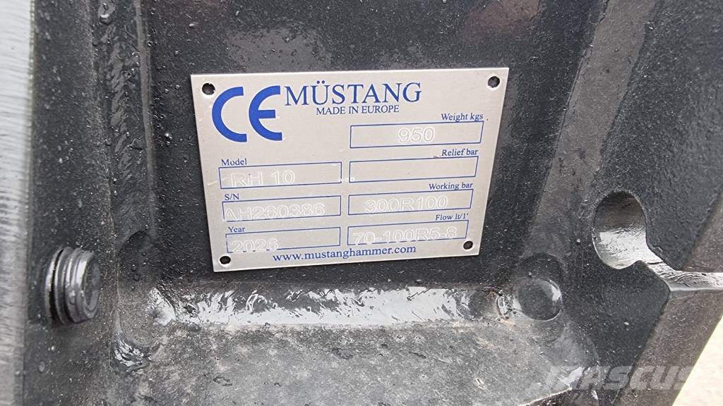 Mustang RH10 X New Crushers