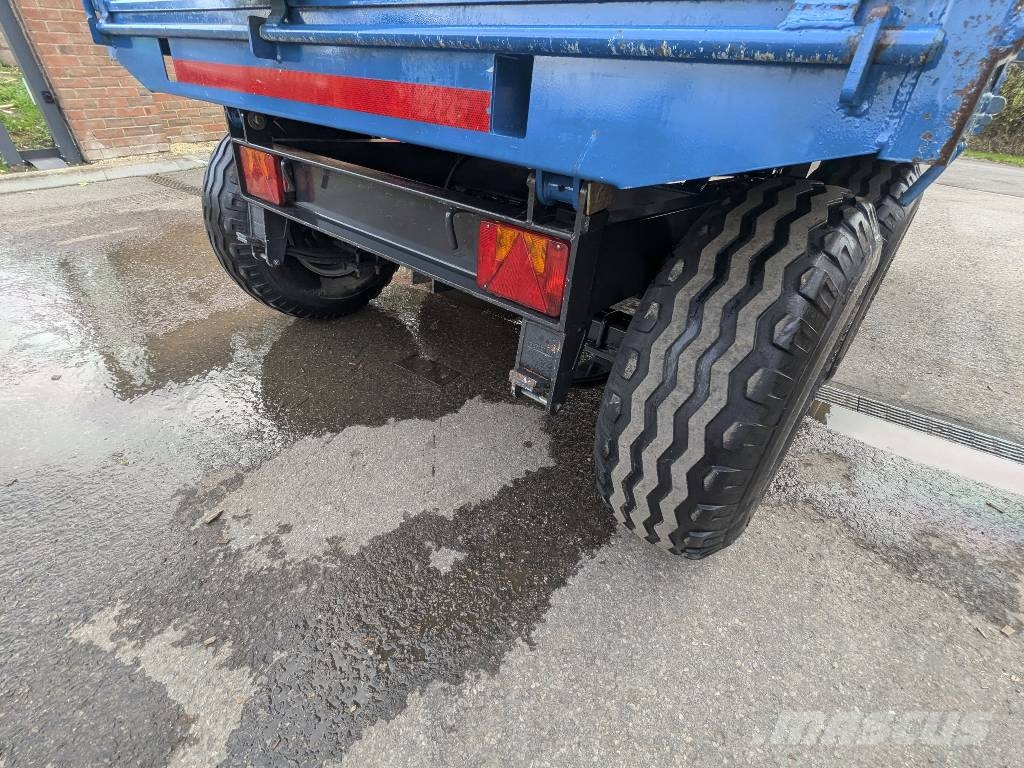 Fleming TR 8 Reboques basculantes