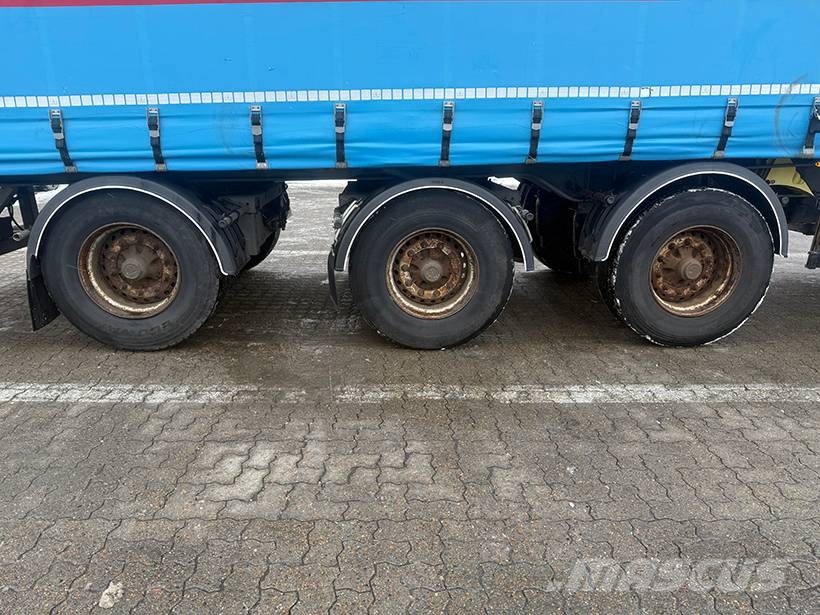 BP TRAILER 3 axle Curtainsider / Planenauflieger Curtainsiderauflieger