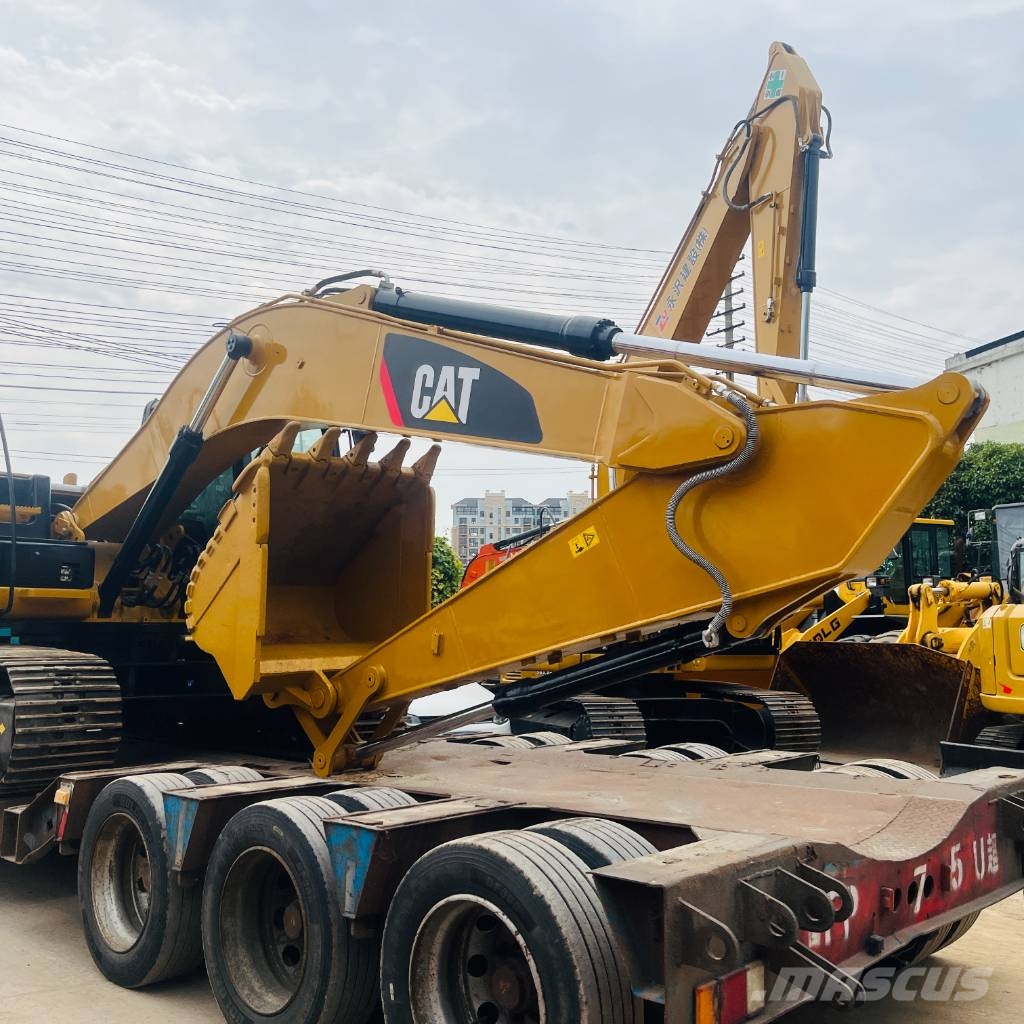 CAT 320 D L 대형 굴삭기 29톤 이상