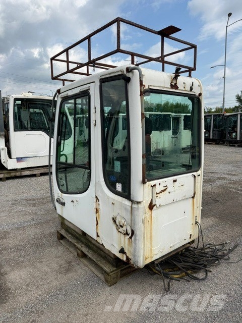 Liebherr R 914 C USED CAB كابينة والداخلية