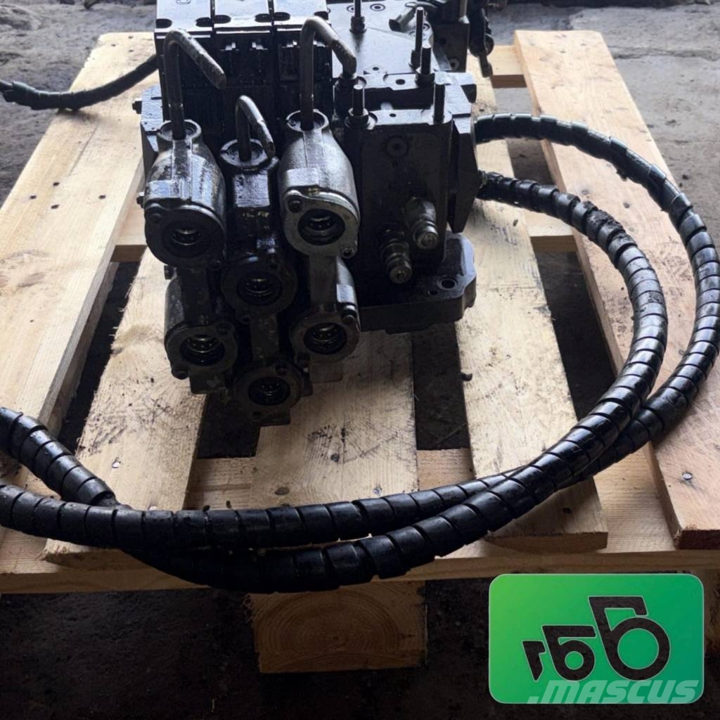 Valtra S292 Hydraulics Manifold Valve Hydraulic Block4291637M2 Детали гидравлической системы