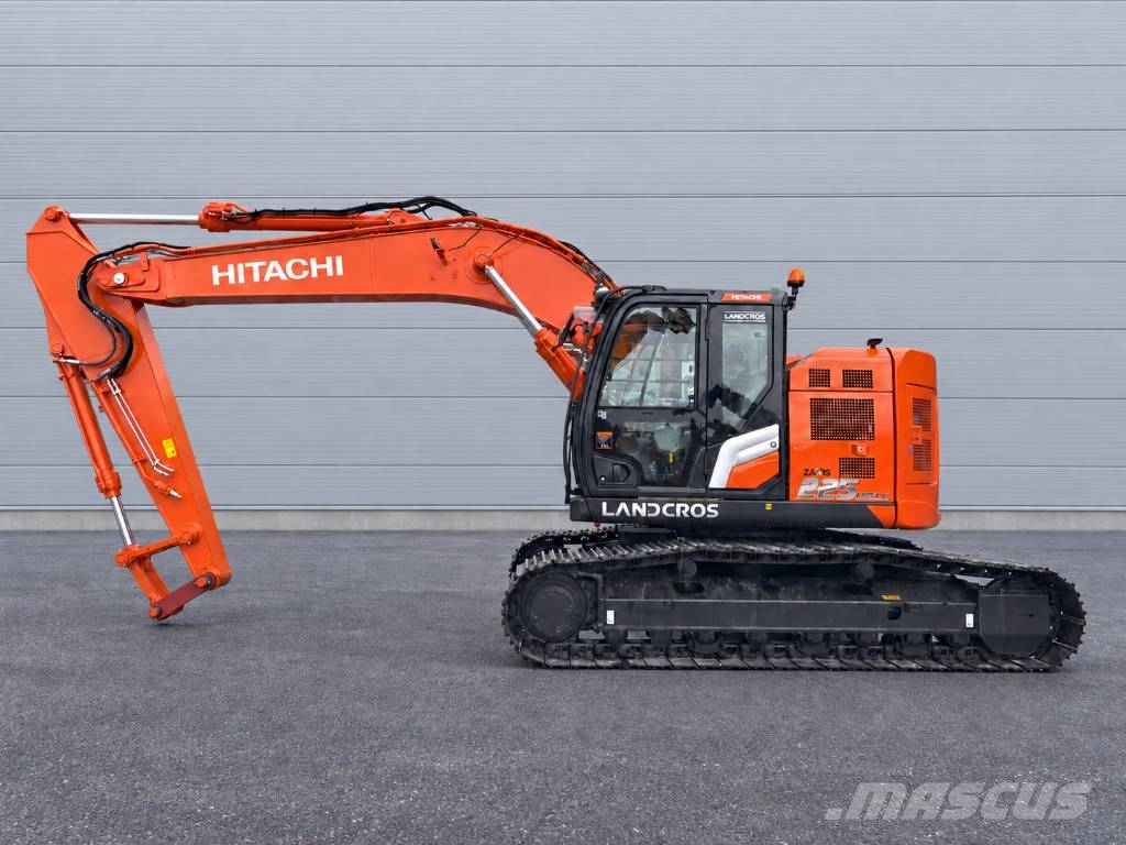 Hitachi ZX 225 US LC-7 Tulossa Pirkkala Telakaivukoneet