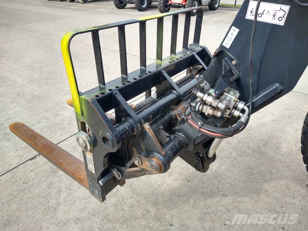 Manitou MT 932 (020) Telescopic handlers