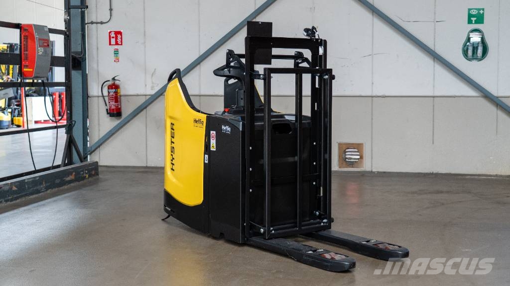 Hyster P2.0S AGF Gabelstapler mit Fahrerstand