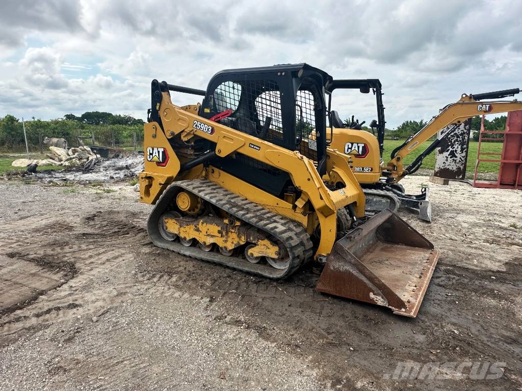 CAT 259 D3 스키드로더