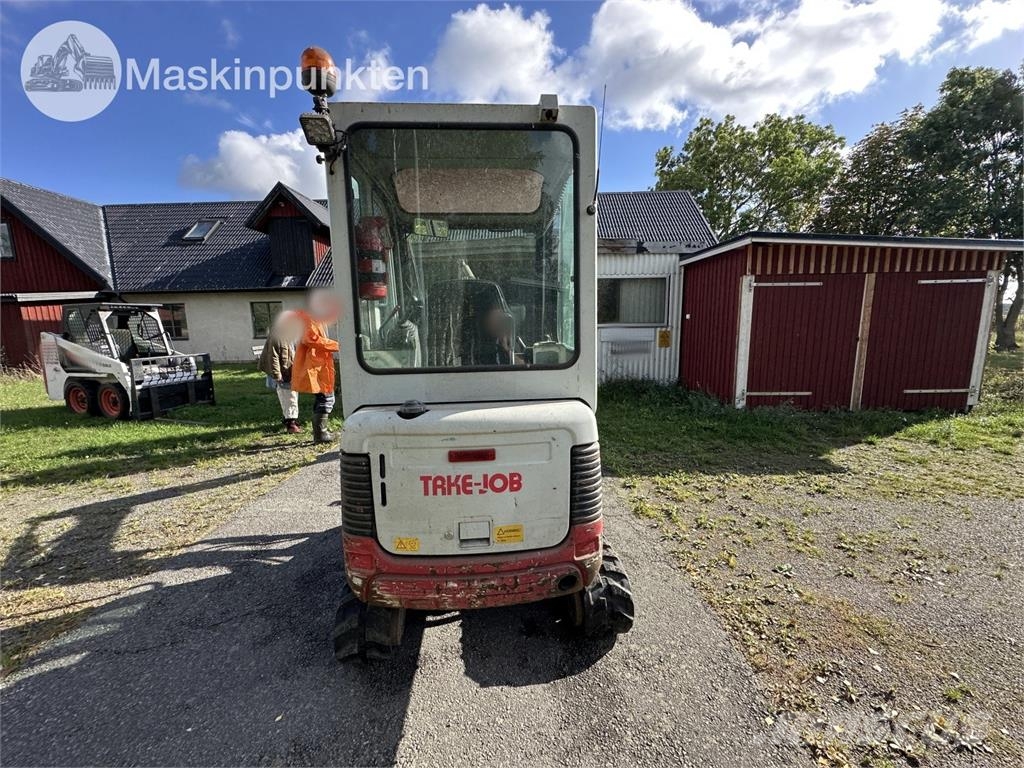 Takuchi TB016 Kāpurķēžu ekskavatori