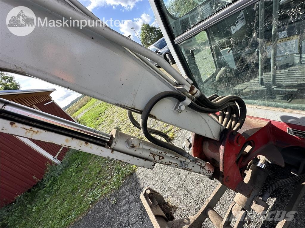 Takuchi TB016 Kāpurķēžu ekskavatori