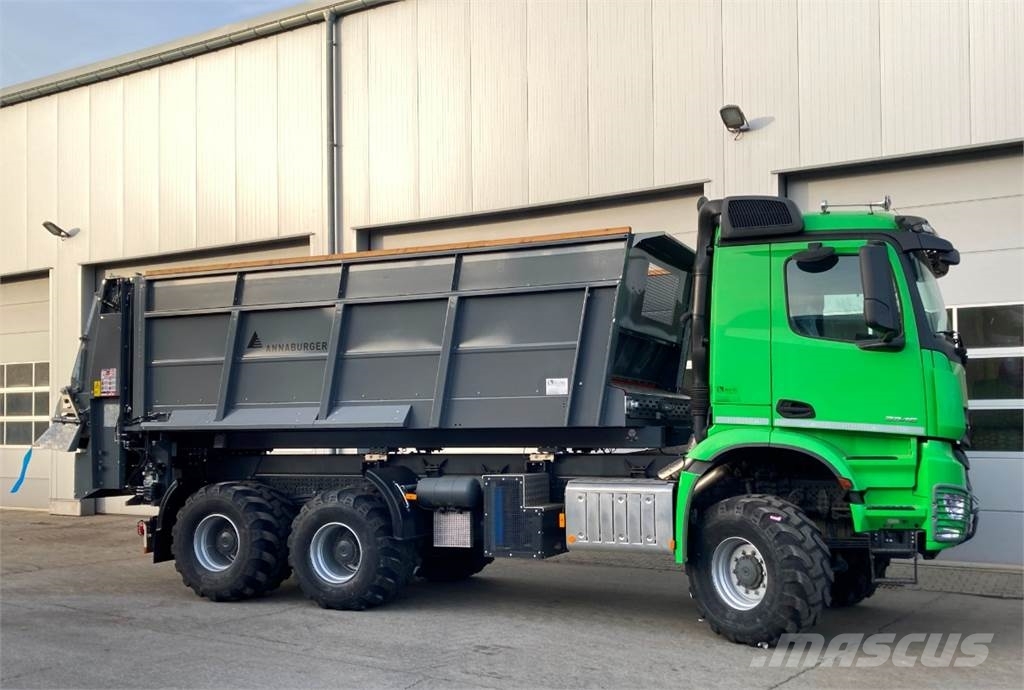 Annaburger MB AROCS 3345 mit Annaburger AW 18.04 Mestverspreider