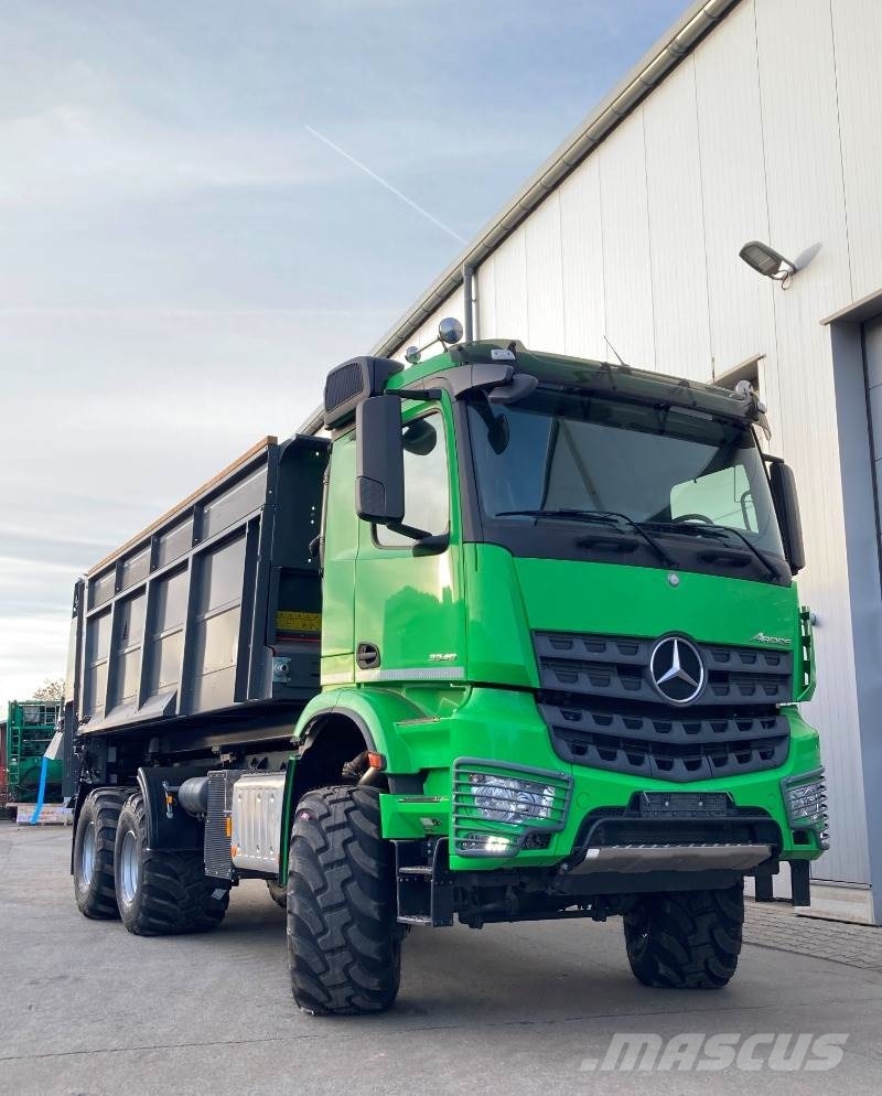 Annaburger MB AROCS 3345 mit Annaburger AW 18.04 Mestverspreider