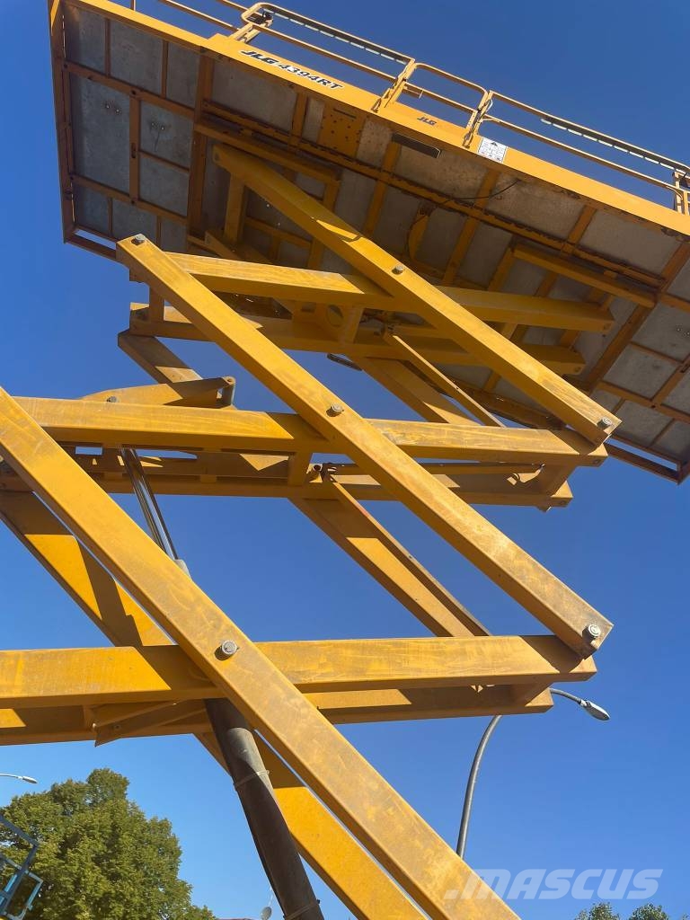 JLG 4394 RT Sakselifter