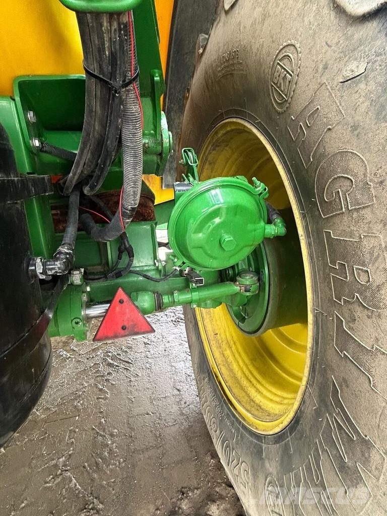 John Deere M962i الرشاشات