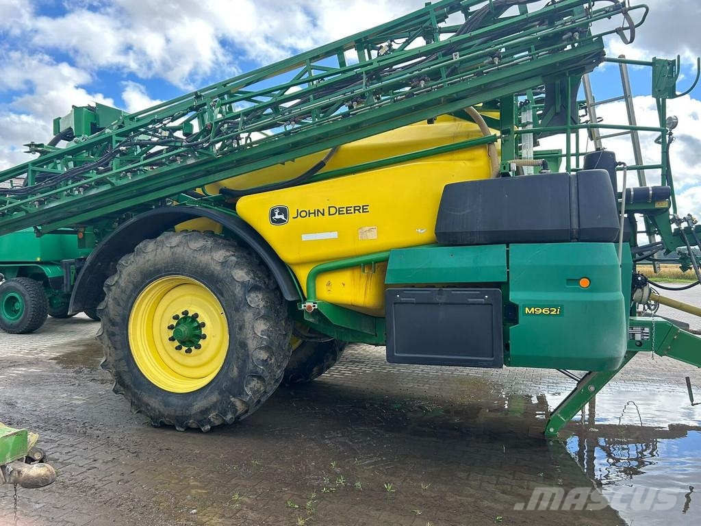 John Deere M962i الرشاشات