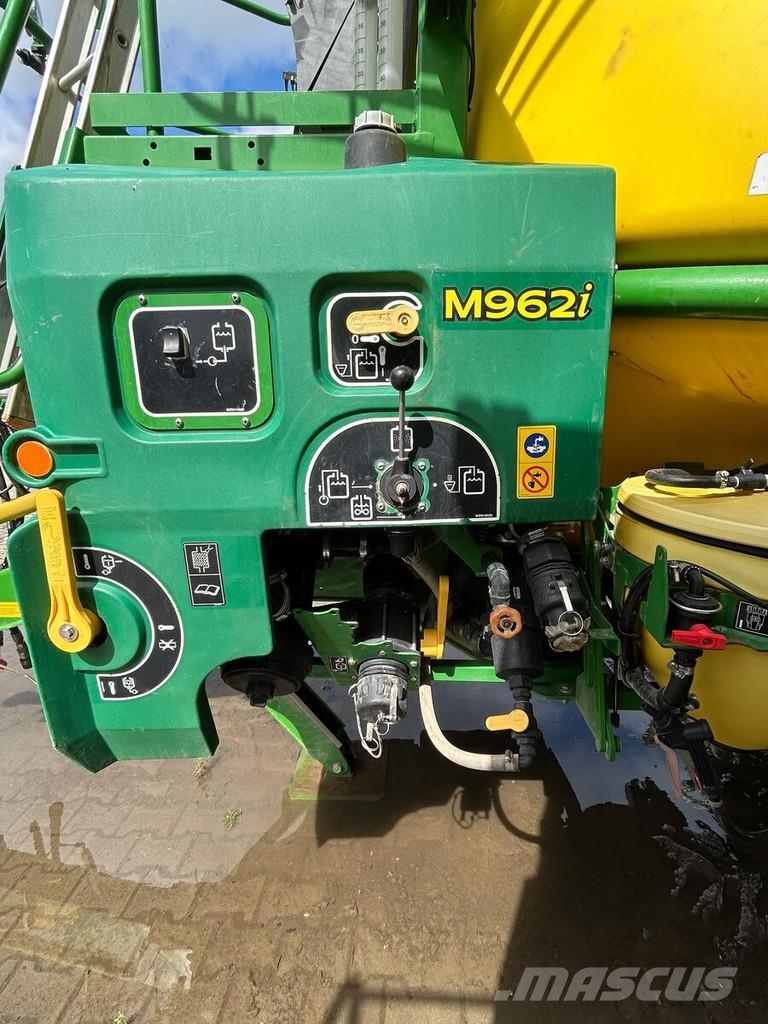 John Deere M962i الرشاشات