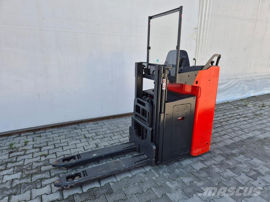 Linde D12 S Steekwagentje
