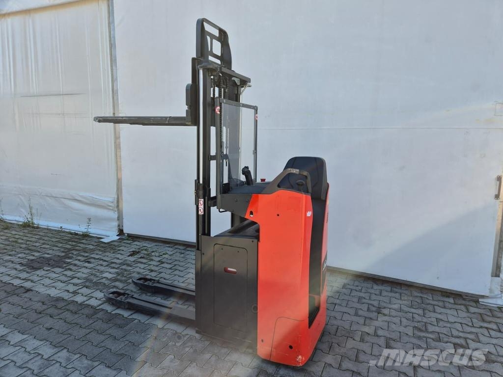 Linde D12 S Steekwagentje