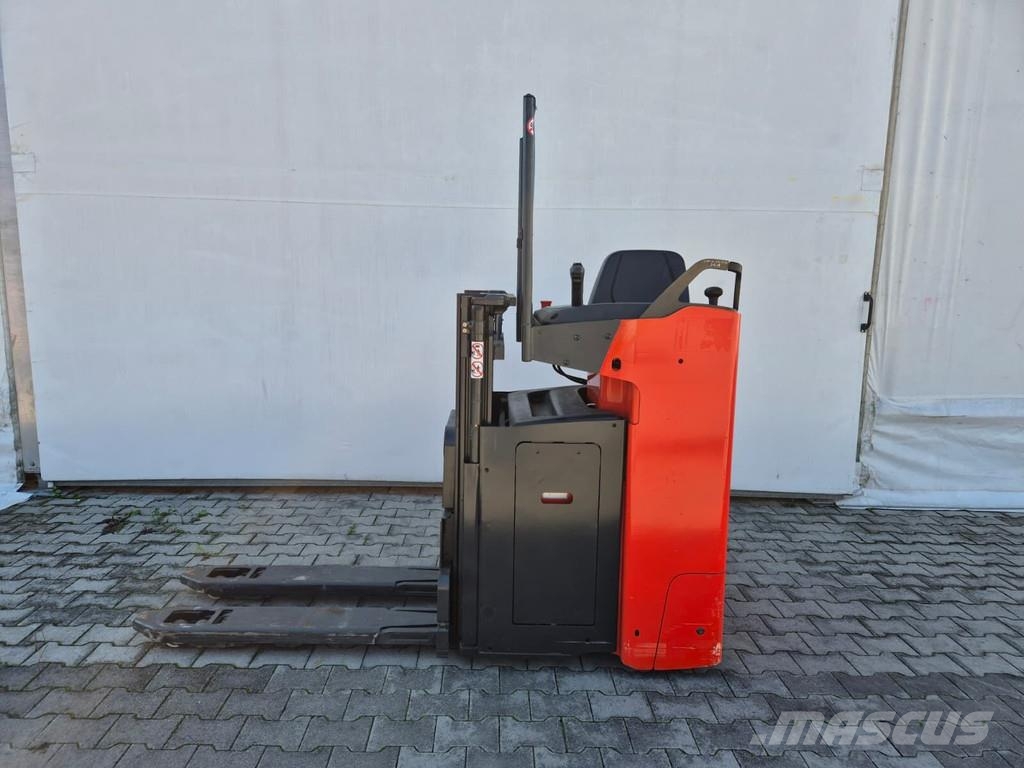 Linde D12 S Steekwagentje
