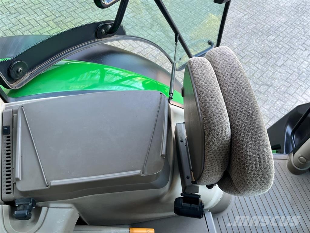 John Deere 6140R Tracteur