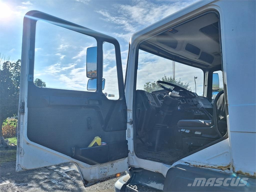 MAN 26.403 6X2 Kamioni-šasije