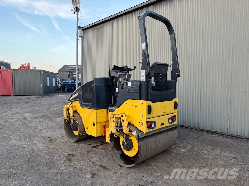 Bomag BW 120 AD-5 مداحل ثنائية الاسطوانة