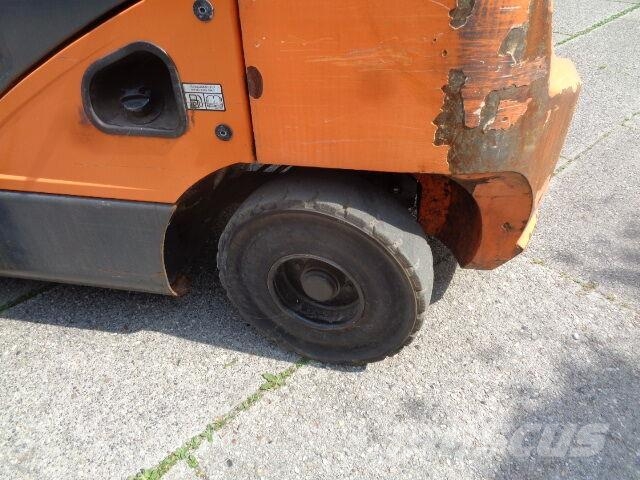 Doosan D35C-7 柴油叉车
