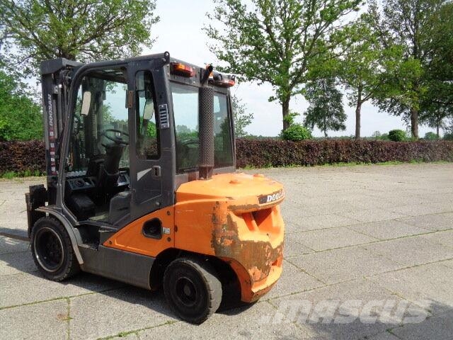 Doosan D35C-7 柴油叉车
